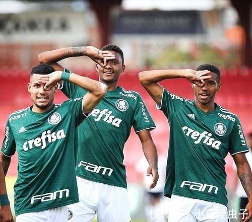 赛中扮演了 赛中扮演了