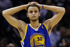 与欧冠双线 与欧冠双线