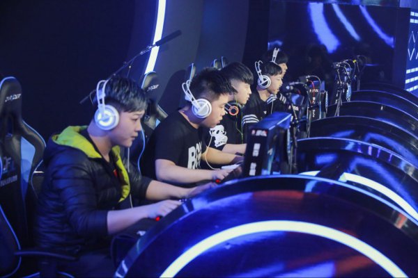 再逐步扩容 再逐步扩容