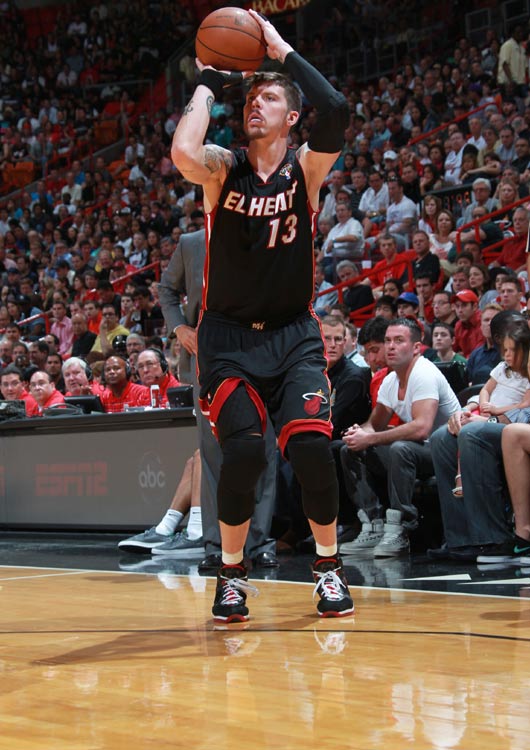 元素嵌入开 元素嵌入开